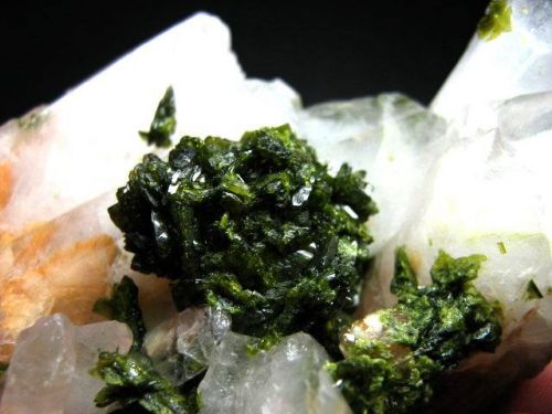 quartz avec epidote