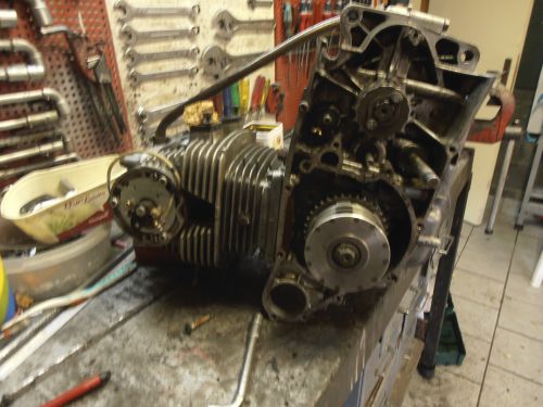 HONDA 125 K5 moteur en cours de revision