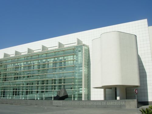 Le MACBA (Musée d'Art Contemporain de Barcelona) = Mé-mo-ra-ble (LOL)