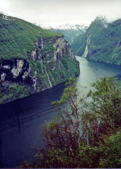 parmi les 120 cascades de ce fjord