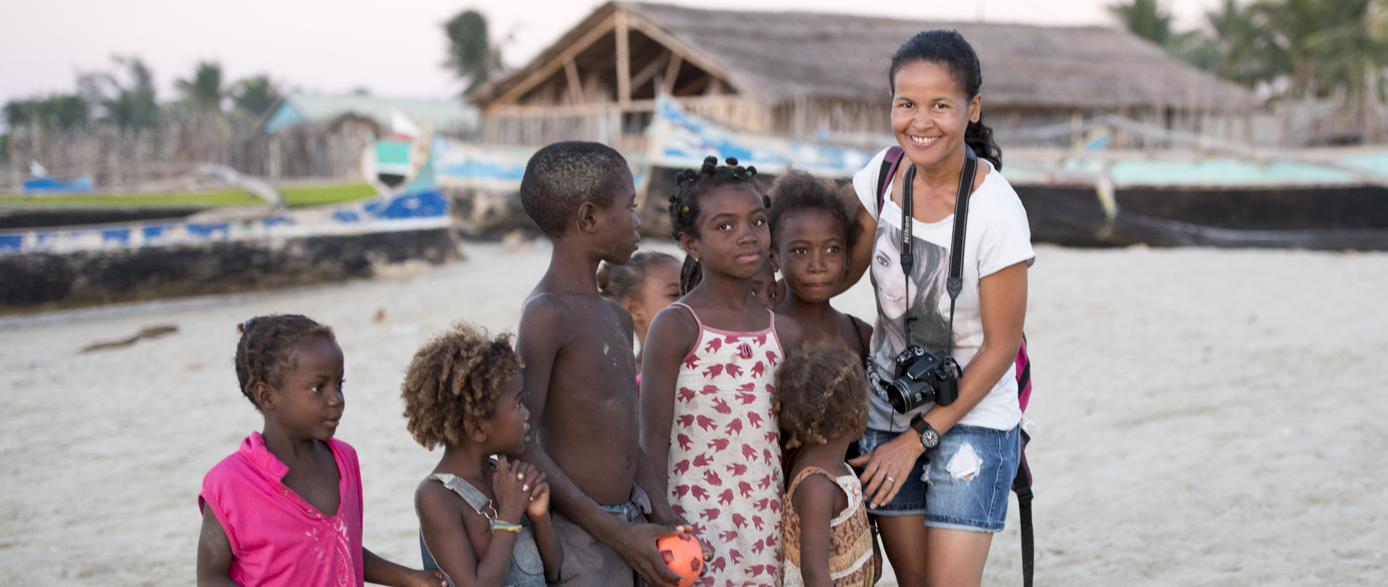 VIVIENNE BAO                     - TOUR GUIDE               - MADAGASCAR