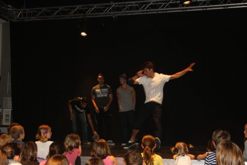 SPECTACLE FIN D'ANNE 2011