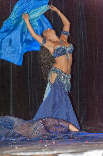 iman_fernandez_danseuse_orientale.JPG