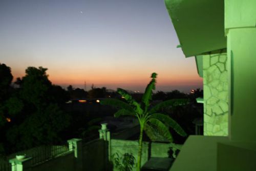 Coucher de soleil sur Port-au-Prince - Sundown on Port-au-Prince