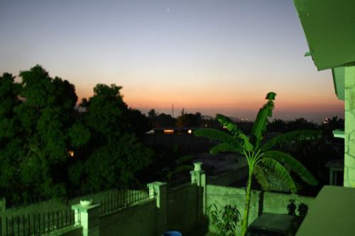 Coucher de soleil sur Port-au-Prince - Sundown on Port-au-Prince