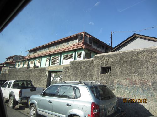 Une vieille maison coloniale - An old colonial house