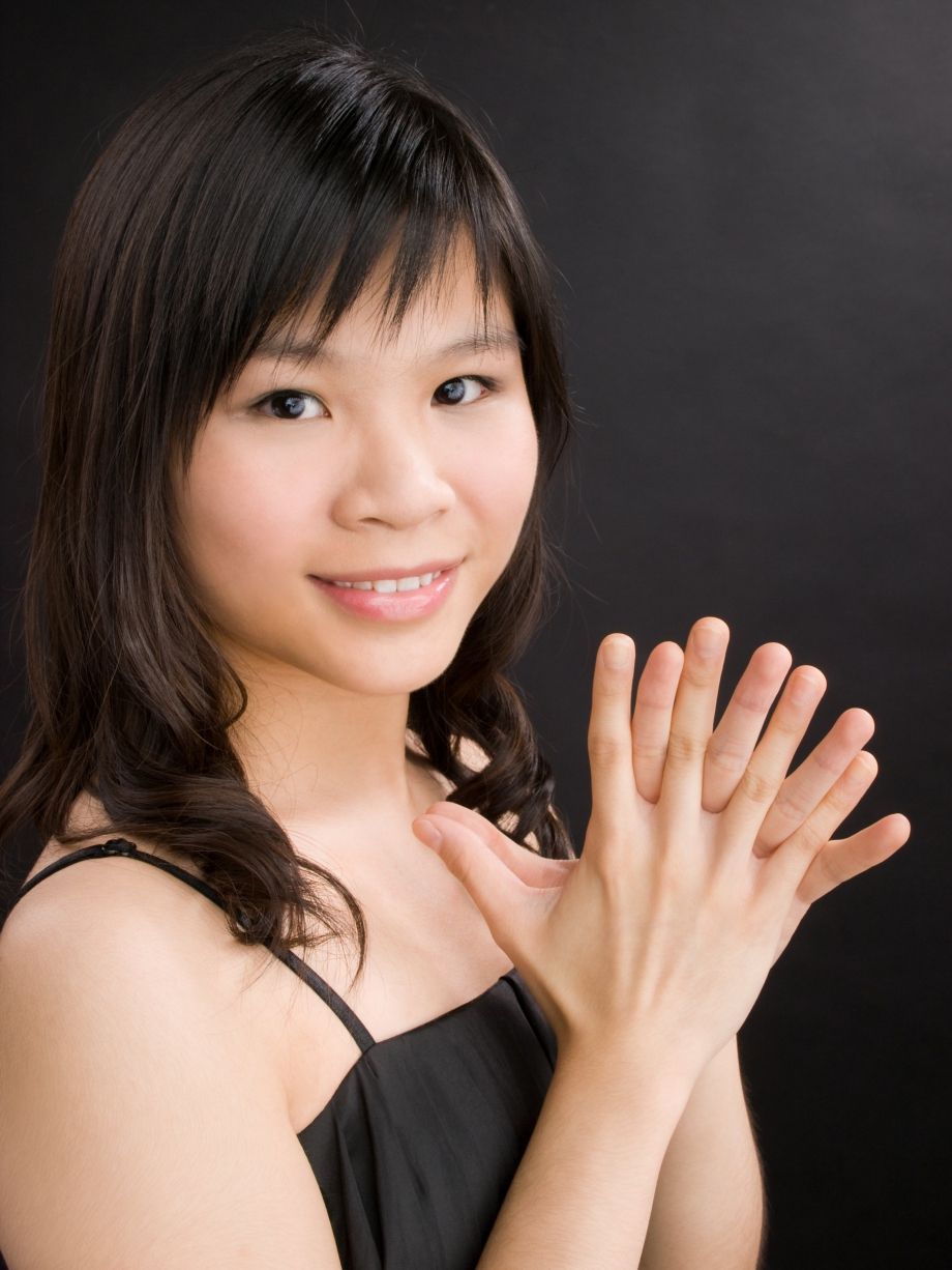 Rachel Cheung piano .jpg