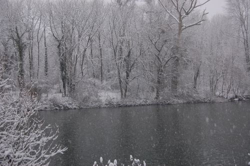 Il neige sur le Doubs