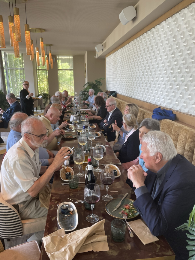 Notre table en premier Pierre Ghestem et Jacques Moreau