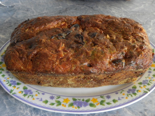 Cake aux lardons aux pruneaux et au chèvre .JPG