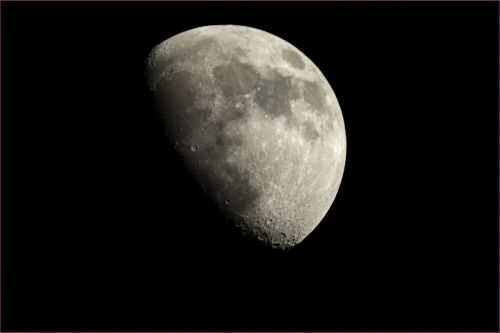 premier quartier de lune du 14 mars 2011