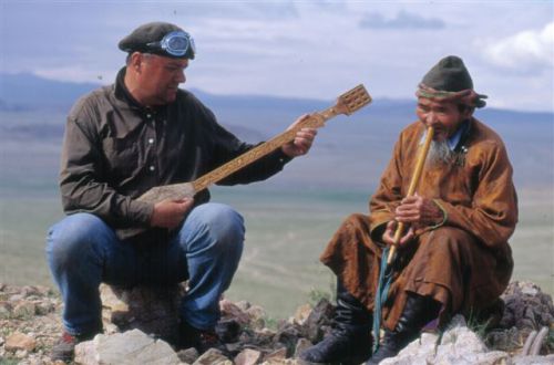chant avec Narantsogt, Altaï 2003.