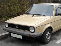 7-800px-VW_Golf_I_Facelift_ copie.jpg