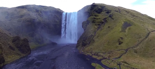 cascade-verdure-islande-sud.jpg