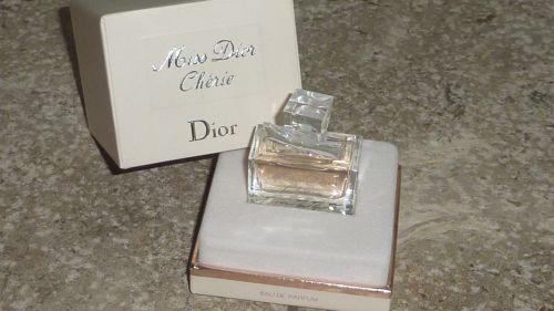 Miniature de Parfum MISS DIOR CHERIE