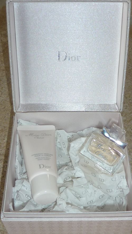 Coffret MISS DIOR CHERIE