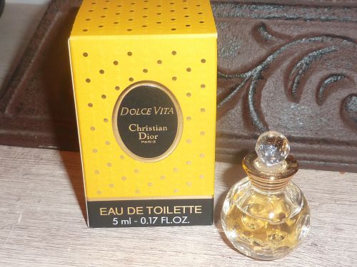Miniature de parfum DOLCE VITA