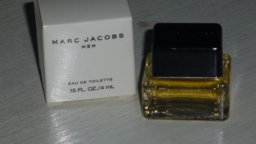 Miniature de parfum MARC JACOBS MEN