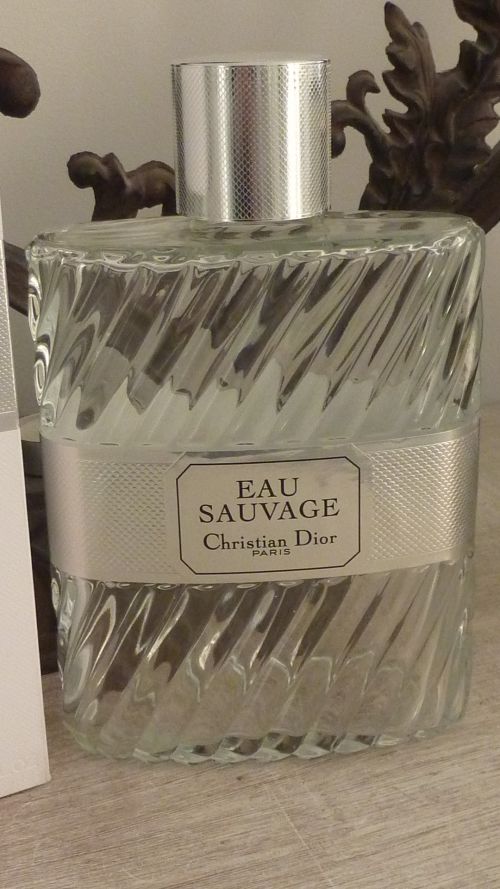 GEANT EAU SAUVAGE DE DIOR