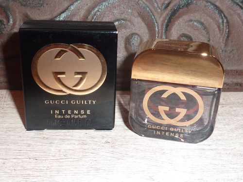 Miniature de parfum GUCCI GUILTY INTENSE