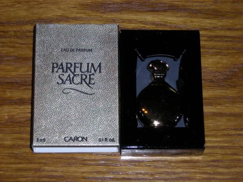 Miniature de parfum PARFUM SACRE de CARON