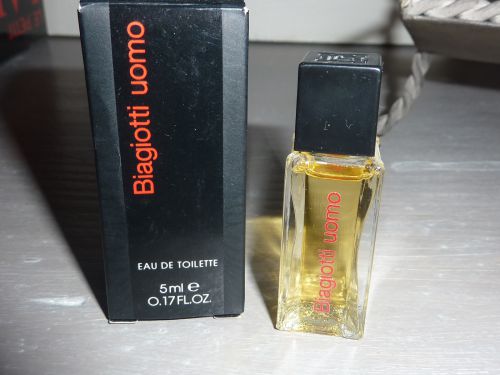 Miniature de parfum BIAGIOTTI UOMO de LAURA BIAGIOTTI