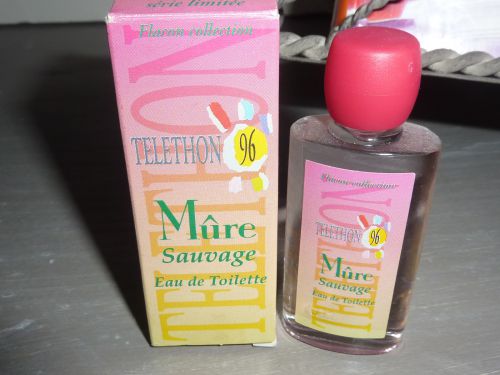 Miniature de parfum TELETHON 1996 MURE SAUVAGE