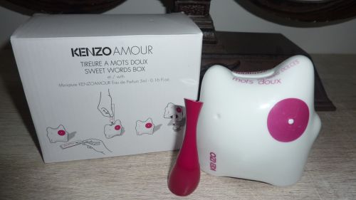 TIRELIRE KENZO AMOUR