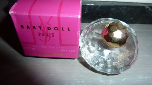 Miniature de parfum BABY DOLL  de YVES ST LAURENT