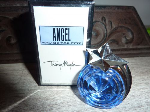 Miniature de parfum ANGEL de MUGLER