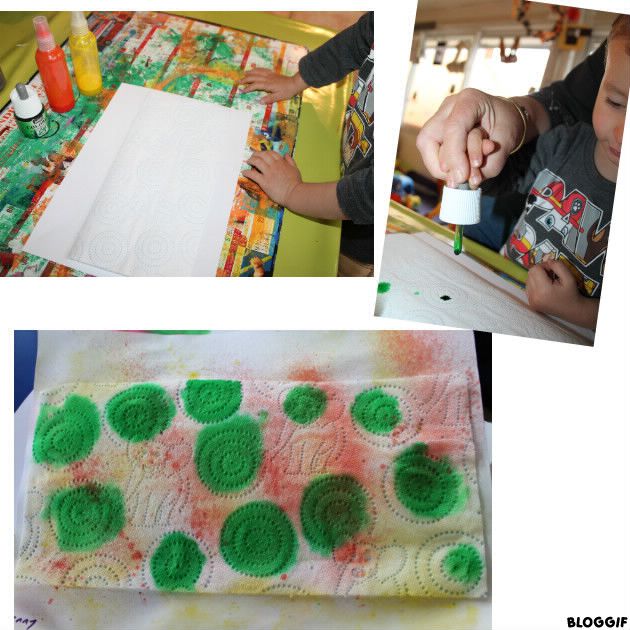 test : encre et peinture à l'eau en spray sur une feuille de sopalain