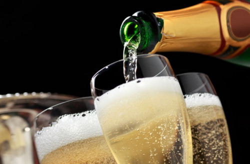 dnews-files-2013-05-drinking-champagne-improves-memory-660-jpg.jpg