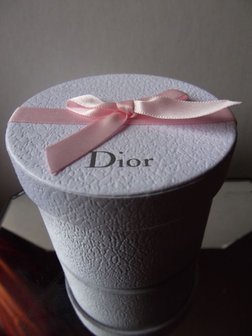 miss Dior chérie edp 5ml boite à chapeau