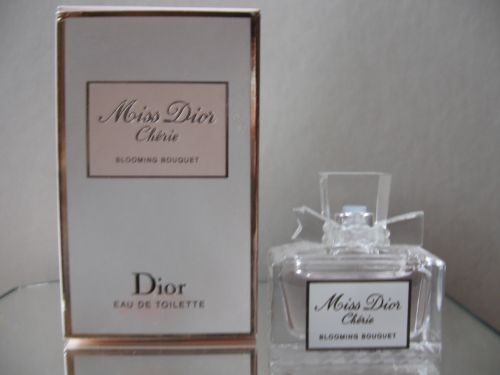 miss Dior chérie blooming bouquet edt 5ml FONTAN 2010 n°60
