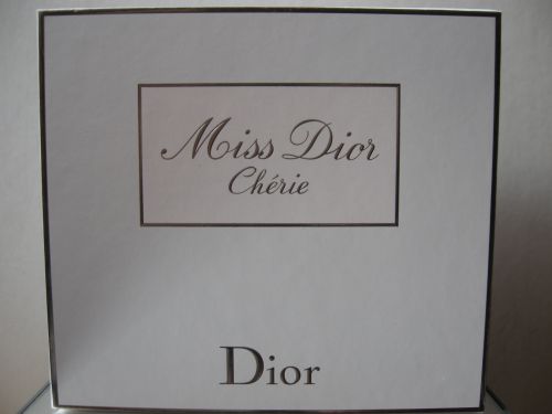 miss Dior chérie edt 5ml autre version de boite collector  