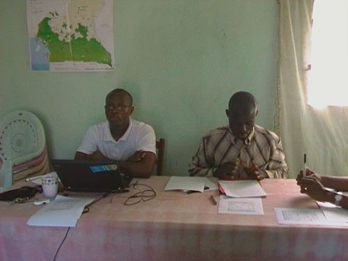 Conférence du 20 novembre 2010 sur le Darfour. De la gauche vers la droite: Francis Fogue et Yaya Shérif