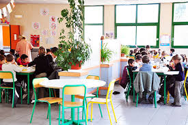 cantine scolaire 4.jpg