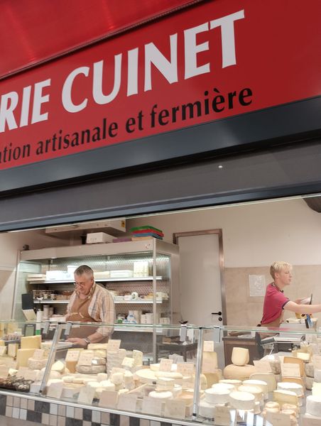 FROMAGERIE CUINET JUIN 2024.jpg