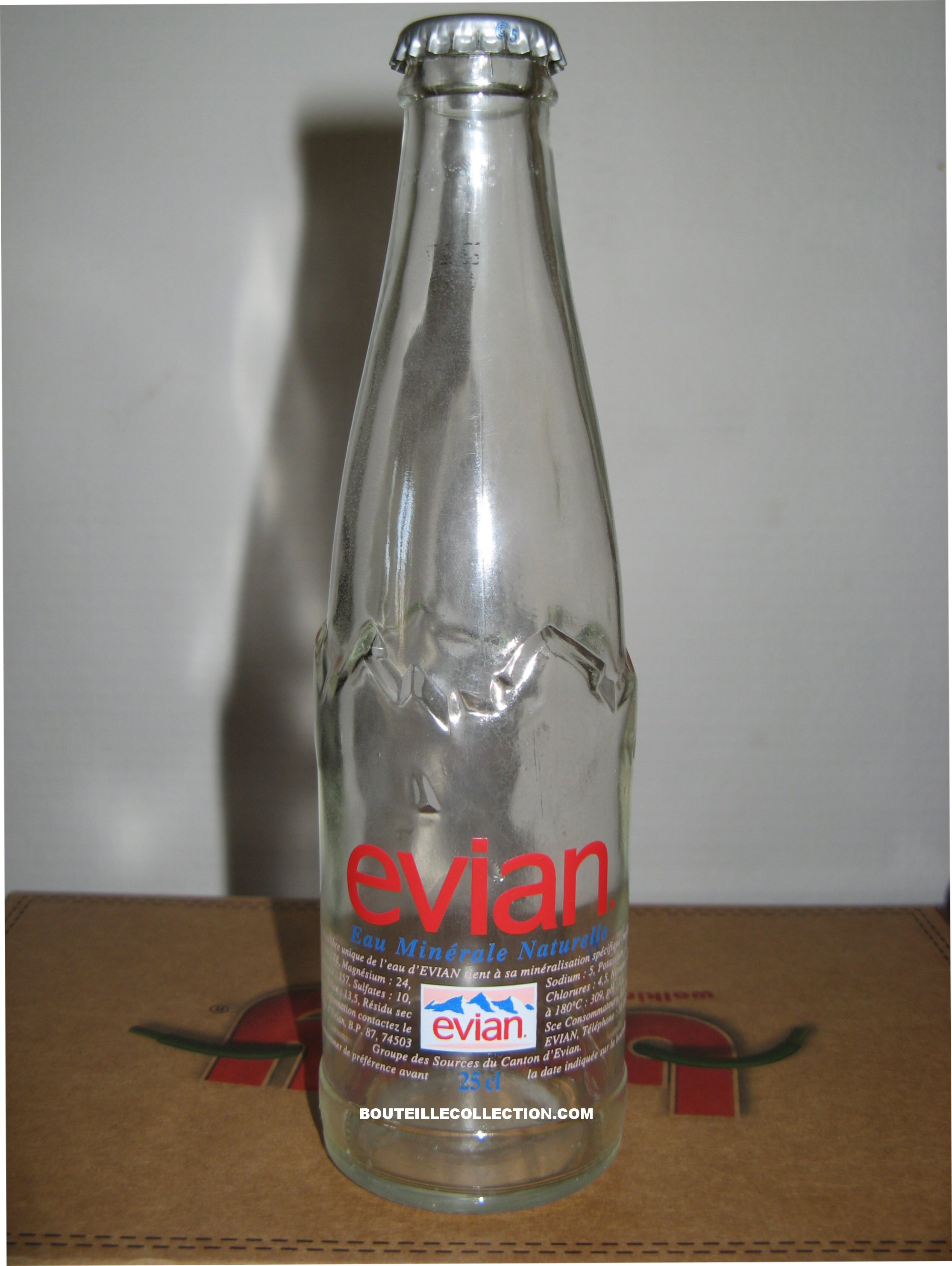 0 EVIAN 25CL B .JPG