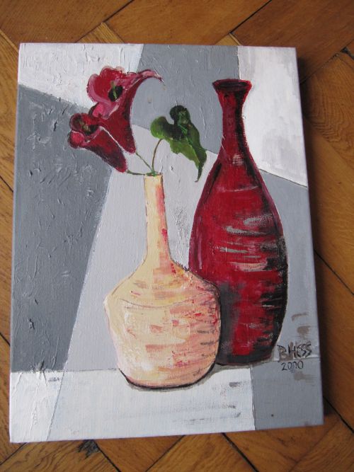 vase avec fleur rouge