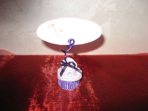 Cup cake porte nom violet vendu à l'unité (étiquette fournie)
