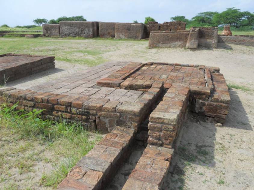 lothal latrines-0bdfc.jpg