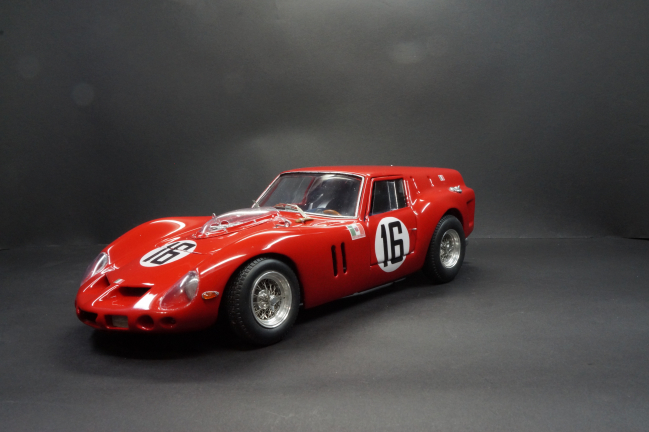 250 GT Breadvan 1/18 Photo_480286_12221735_2020092218268941