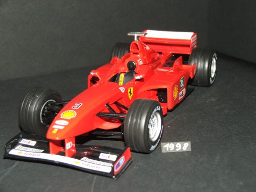 F300 n°3 de M.Schumacher de 1998                        BBurago ref 6503