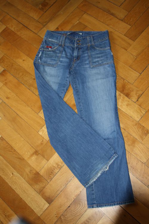 Jeans léger  Vero Moda Taille 38/40 10.-