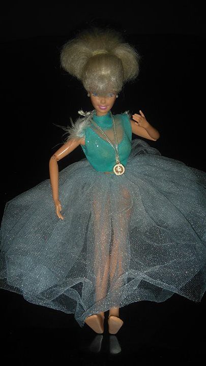 Barbie patineuse  éditée pour les JO