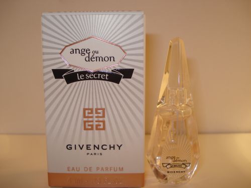 Ange ou démon le secret edp 4 mL