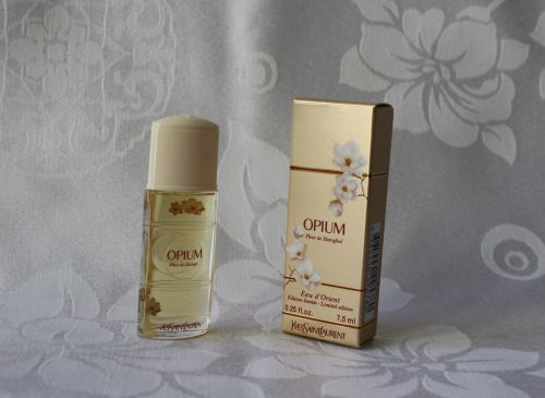 OPIUM  Fleur de Shanghai  eau d'orient  édition limitée  7.5ml