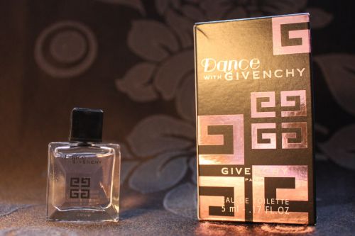 Dance with Givenchy   eau de toilette  5ml