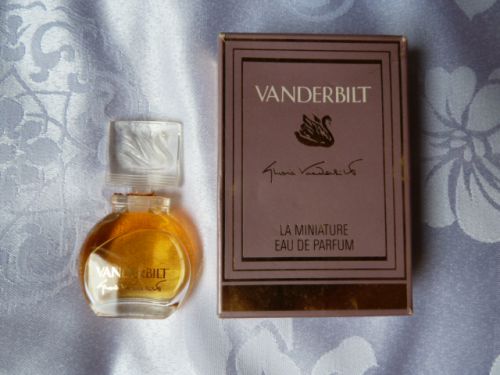 vanderbilt eau de parfum 7.5ml